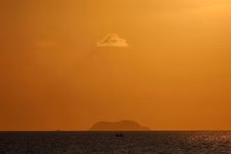 Hoàng hôn ở biển Ko Samui, Thái Lan. (Ảnh: Reuters)
