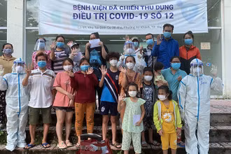 Số bệnh nhân xuất viện tăng cao. (Ảnh: NGUYỄN THIÊM)