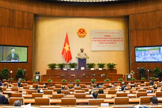 Quang cảnh hội nghị tại hội trường Diên Hồng.
