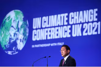 Thủ tướng Nhật Bản Kishida Fumio phát biểu tại COP26. (Ảnh: Reuters)