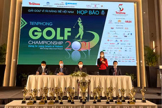 Toàn cảnh buổi họp báo.