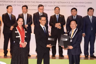 Standard Chartered cam kết tài trợ 6 tỷ USD cho các dự án xanh của T&T Group.