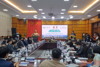Toàn cảnh Hội thảo sáng 16/11 (Ảnh: N.T)