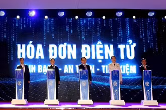 Công bố triển khai Hệ thống hóa đơn điện tử.