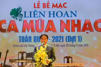 Thứ trưởng Hoàng Đạo Cương phát biểu bế mạc. (Ảnh: Cục Nghệ thuật biểu diễn)