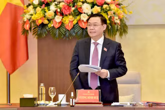Chủ tịch Quốc hội Vương Đình Huệ phát biểu tại buổi làm việc với Đoàn kiểm tra 138 của Bộ Chính trị. (Ảnh: Duy Linh)