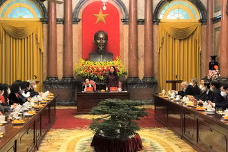 Phó Chủ tịch nước Võ Thị Ánh Xuân phát biểu tại buổi gặp mặt.