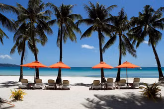 Hòn đảo nghỉ dưỡng nổi tiếng Boracay của Philippines tiếp tục vắng khách quốc tế (Ảnh: REUTERS)