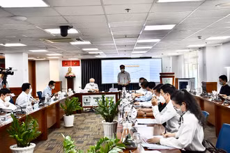 Toàn cảnh buổi họp báo.