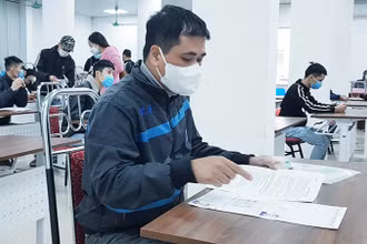 Đăng ký dự thi tiếng Hàn năm 2021 theo chương trình EPS trong ngành sản xuất chế tạo và ngư nghiệp tại Hà Nội (Ảnh: HCES).