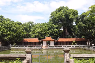 Di tích Văn Miếu - Quốc Tử Giám đang chờ ngày được mở cửa chính thức.
