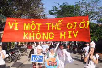 Nhiều hoạt động truyền thông diễn ra trong Tháng Hành động phòng, chống HIV/AIDS hằng năm.