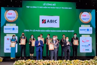Bảo hiểm Agribank được vinh danh tốp 10 doanh nghiệp bảo hiểm phi nhân thọ uy tín năm 2021