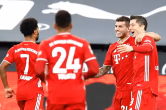 Gặp nhiều bất lợi nhưng Bayern Munich vẫn biết cách khuất phục Dortmund ở trận “Siêu kinh điển” nước Đức. (Ảnh: FC Bayern)