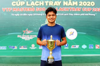 Trịnh Linh Giang lên ngôi vô địch xứng đáng sau màn trình diễn xuất sắc trước tay vợt số 1 Việt Nam Lý Hoàng Nam.