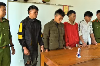 Các đối tượng bị bắt tại Cơ quan Công an tỉnh Đắk Lắk.
