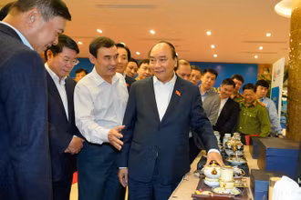 Thủ tướng Nguyễn Xuân Phúc kiểm tra công tác chuẩn bị Hội nghị Cấp cao ASEAN lần thứ 37