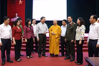 Bộ trưởng Công an Tô Lâm tiếp xúc cử tri tại Bắc Ninh