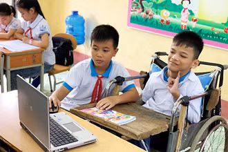 Tác phẩm "Đôi bạn cùng tiến".