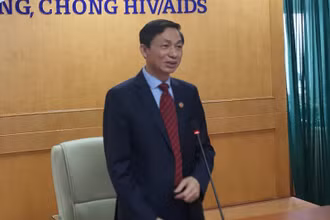 PGS, TS Nguyễn Hoàng Long, Cục trưởng Cục phòng, chống HIV/AIDS.