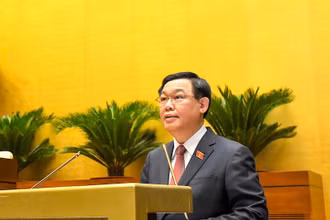 Chủ tịch Quốc hội Vương Đình Huệ phát biểu tại phiên khai mạc Kỳ họp thứ nhất, Quốc hội khoá XV, sáng 20/7. (Ảnh: QUANG KHÁNH)