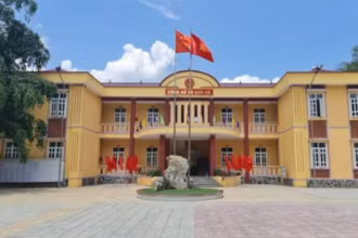 Công sở xã Sơn Hà, huyện Quan Sơn.