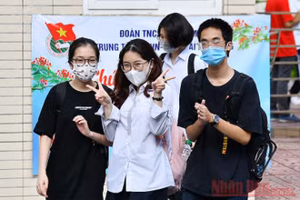 Thí sinh tại Kỳ thi tốt nghiệp THPT 2021. ẢNH: THUỶ NGUYÊN