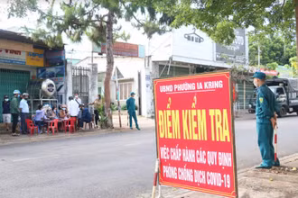 Từ ngày 22/7, thành phố Pleiku tạm dừng một số hoạt động, dịch vụ không thiết yếu để phòng chống dịch Covid-19.