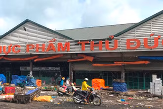 Chợ đầu mối nông sản – thực phẩm Thủ Đức bắt đầu tạm ngừng hoạt động từ 8 giờ sáng 7/7.