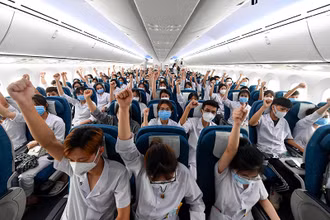 Cấp tốc đưa lực lượng y tế tỉnh Hải Dương vào TP Hồ Chí Minh chống dịch