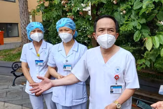 PGS, TS Đỗ Kim Quế nói về công tác thu dung, điều trị.