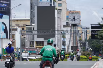 Các shipper là lực lượng giao hàng phổ biến trong mùa dịch.