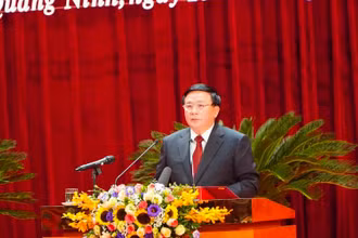 Đồng chí Nguyễn Xuân Thắng, Ủy viên Bộ Chính trị, Giám đốc Học viện Chính trị quốc gia Hồ Chí Minh, Chủ tịch Hội đồng Lý luận Trung ương phát biểu.