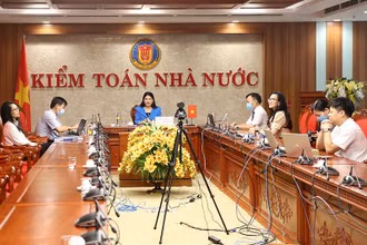 Đoàn Kiểm toán Nhà nước Việt Nam do Phó Tổng Kiểm toán Nhà nước Hà Thị Mỹ Dung làm Trưởng đoàn.