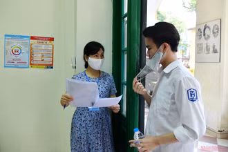 Tại Kỳ thi tốt ngiệp THPT năm 2021. Ảnh: THUỶ NGUYÊN