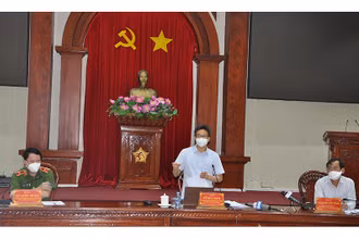 Phó Thủ tướng Vũ Đức Đam phát biểu tại buổi làm việc với tỉnh Tiền Giang. 