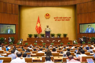 Phiên họp tại Hội trường, Kỳ họp thứ nhất, Quốc hội khoá XV. Ảnh: QUANG HOÀNG