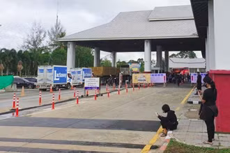 Một điểm kiểm soát ở cửa ngõ ra vào Phuket. (Ảnh: Phukhet News)