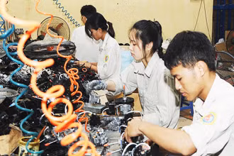 Kinh tế Việt Nam đầu năm 2021 có nhiều tín hiệu tích cực. (Ảnh: SONG ANH)