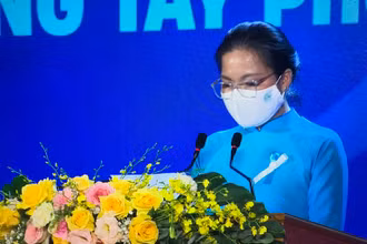 Chủ tịch Hội Liên hiệp Phụ nữ Việt Nam Hà Thị Nga phát biểu tại sự kiện.