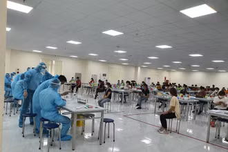 Những tác động của Covid-19 khiến cho nhiều người rơi vào trạng thái stress, trầm cảm, rối loạn cảm xúc. (Ảnh minh họa)