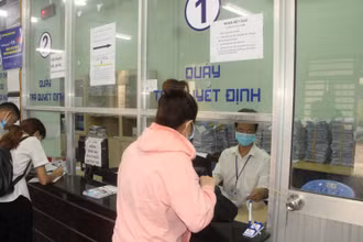 Tiếp nhận trực tiếp hồ sơ Bảo hiểm thất nghiệp của người lao động thời điểm trước khi dịch bùng phát.