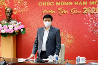 GS, TS Nguyễn Thanh Long - Bộ trưởng Y tế phát biểu tại cuộc họp. (Ảnh: TRẦN MINH)