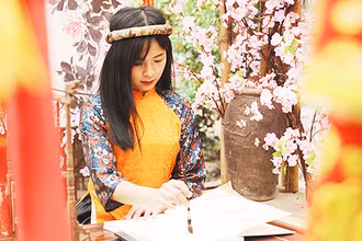 Sắc mầu Tết. Ảnh: NG.HẢI