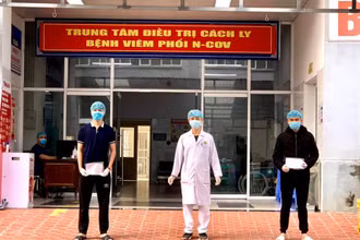 Ba ca Covid-19 khỏi bệnh, trong đó có hai nhân viên sân bay Vân Đồn