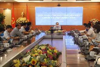 Toàn cảnh buổi làm việc.