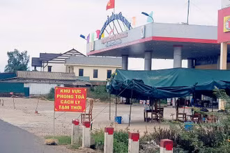 Chốt phong tỏa tại làng Hà Thanh, xã Gio Châu, huyện Gio Linh.
