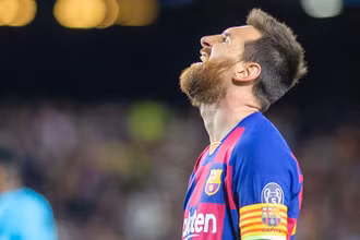 Nếu cuộc chiến pháp lý với Barca nổ ra, Messi sẽ là người chịu thiệt.