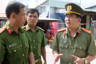 Đại tá Đinh Văn Nơi, Giám đốc Công an tỉnh An Giang trực tiếp chỉ đạo phá những chuyên án lớn.