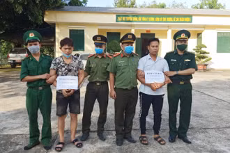 Đồn Biên phòng Thị Hoa phối hợp, bắt giữ hai đối tượng tổ chức cho người xuất/cảnh trái phép.